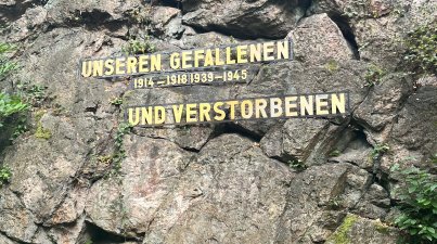 Ehrenmal-des-OWK