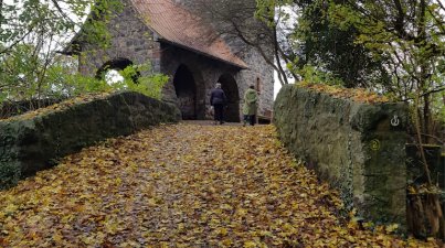 Am blauen Türmchen.
